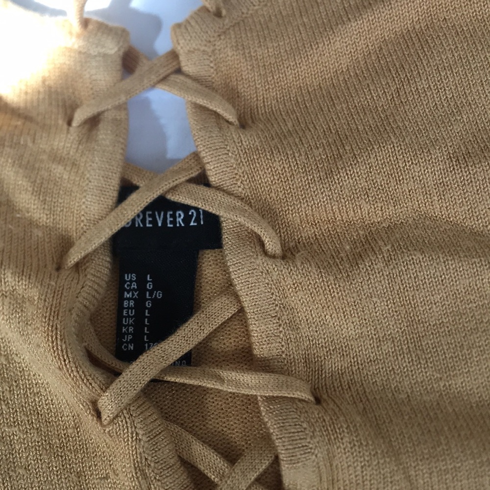 Crop Tops 2 for $12 - Picture 7 of 8